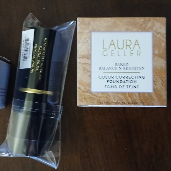 Laura Geller Balance And Brighten Home & Away Set